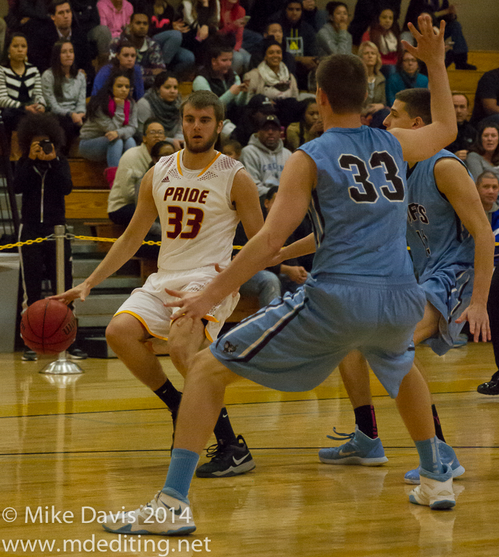 RegisMBbasketball11_18_14Tufts - 0017