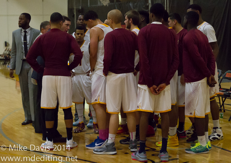 RegisMBbasketball11_18_14Tufts - 0098