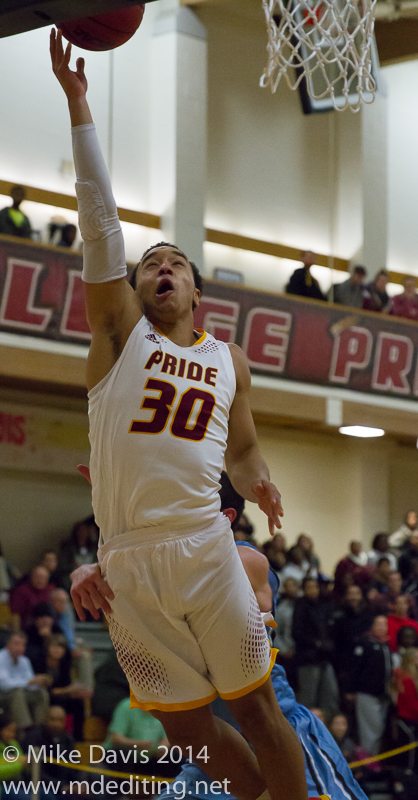 RegisMBbasketball11_18_14Tufts - 0196