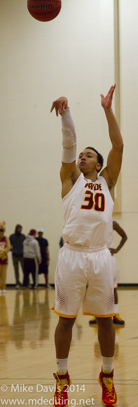 RegisMBbasketball11_18_14Tufts - 0209