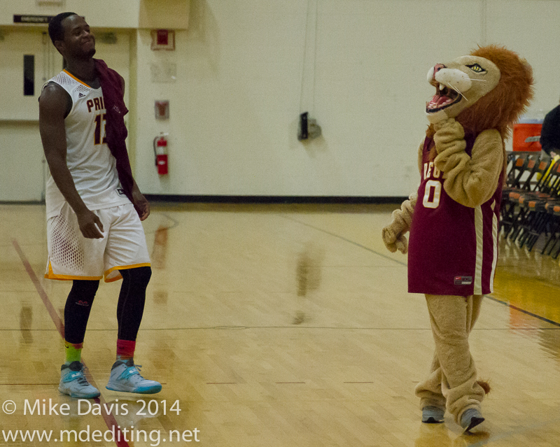 RegisMBbasketball11_18_14Tufts - 0235