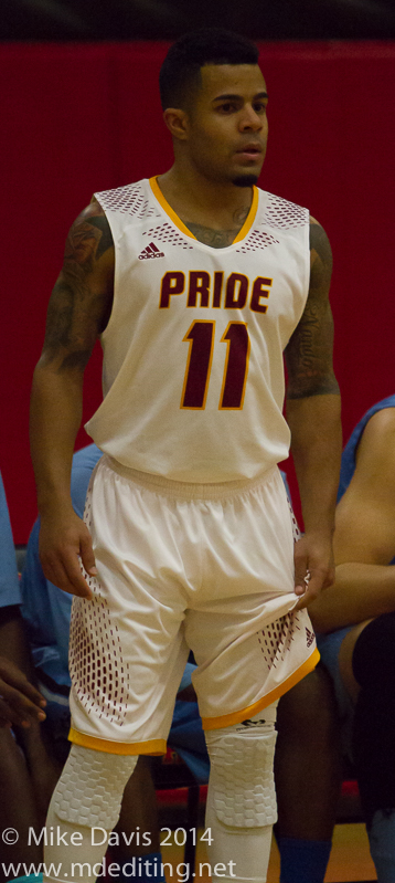 RegisMBbasketball11_18_14Tufts - 9665