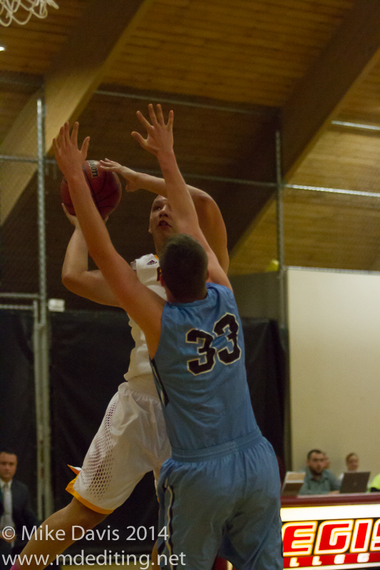 RegisMBbasketball11_18_14Tufts - 9769